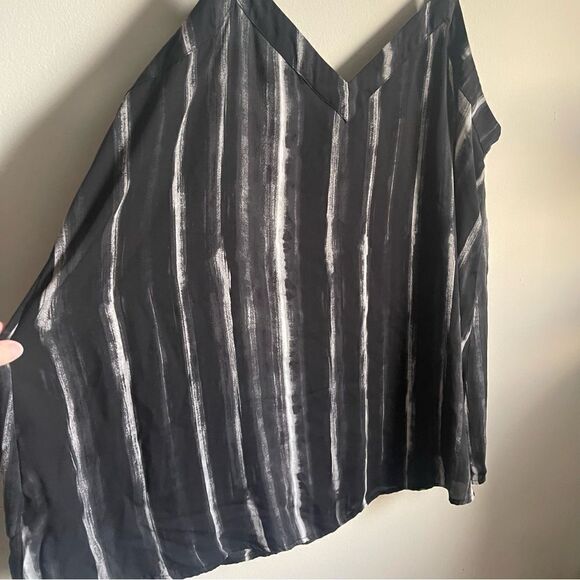 Torrid Georgette Tunic Cami Chiffon Blouse 2X - Picture 8 of 10